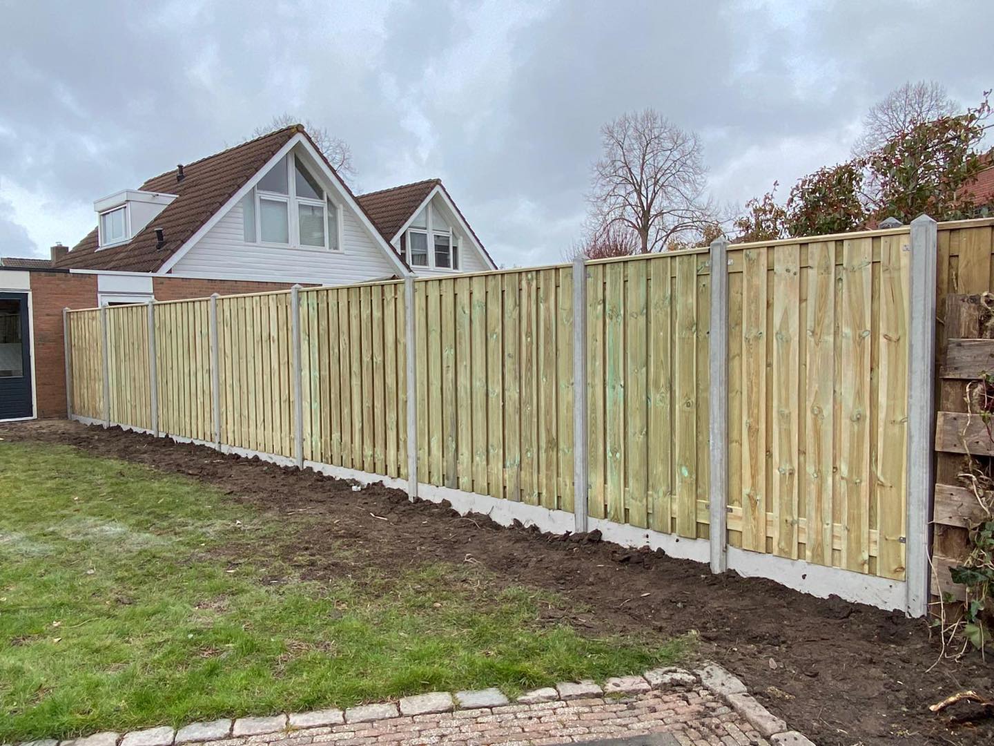 nobifix schutting laten plaatsen